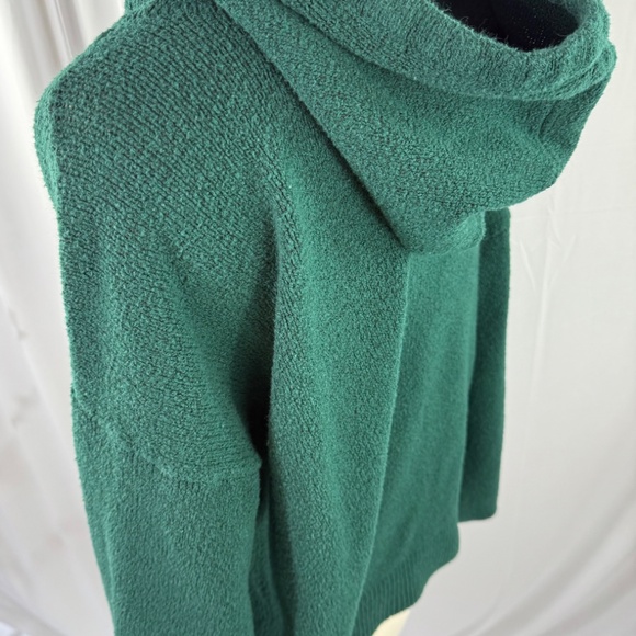 Size S BP Green Fuzzy Hoodie with high front - Picture 2 of 4
